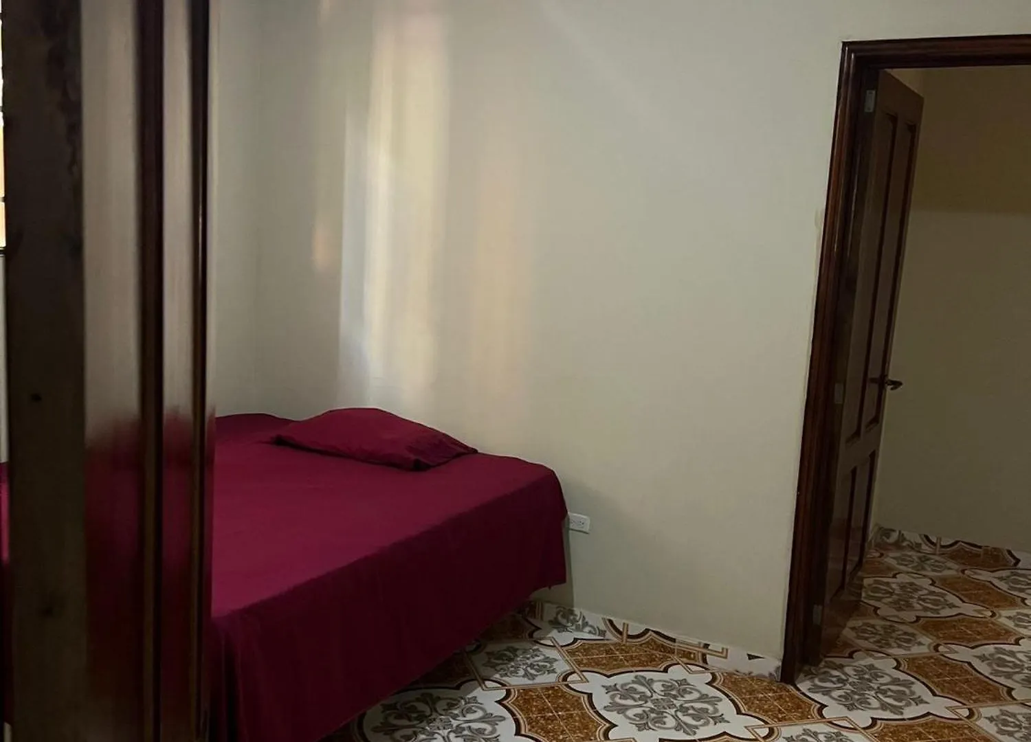 Breman Semi Hotel Жакмель
