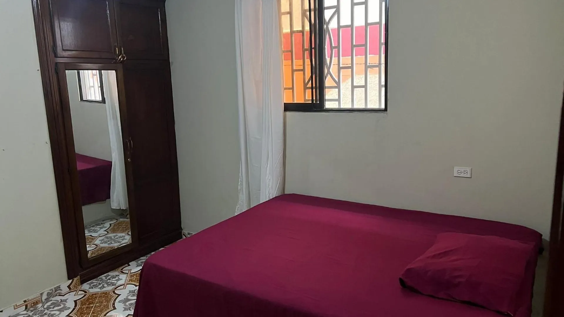 ז'אקמל Breman Semi Hotel האיטי
